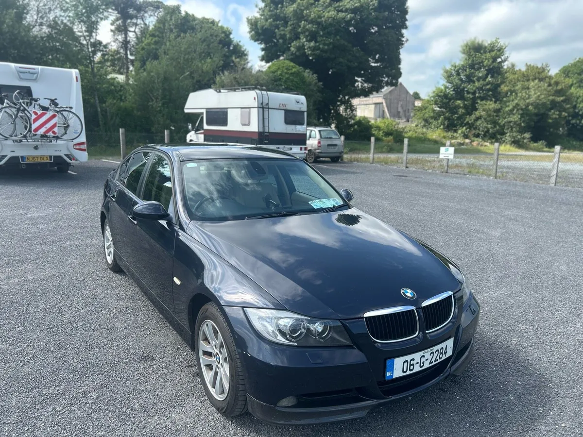 BMW 318i - Image 2