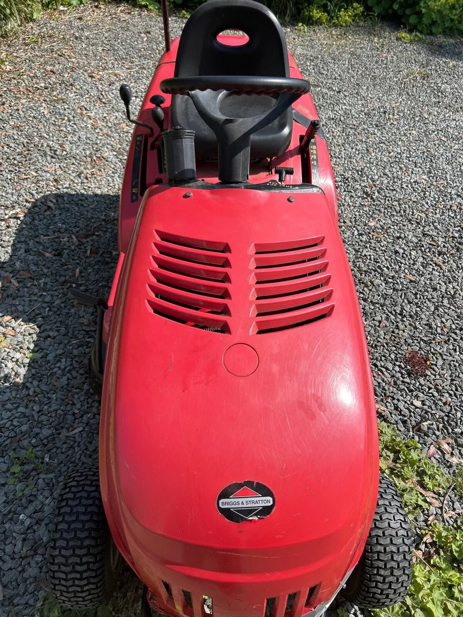 Ride on mower - Image 1