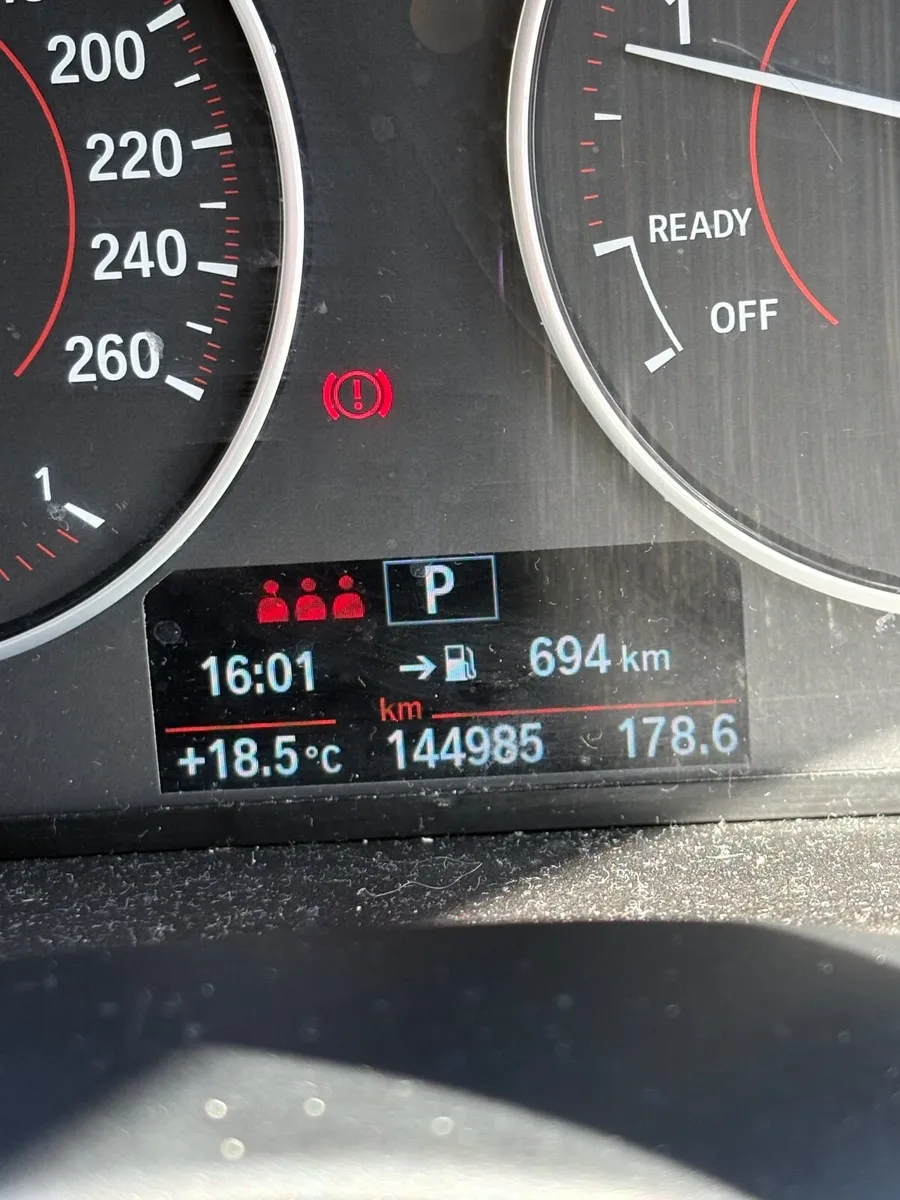 BMW 1-Series 2015 - Image 2
