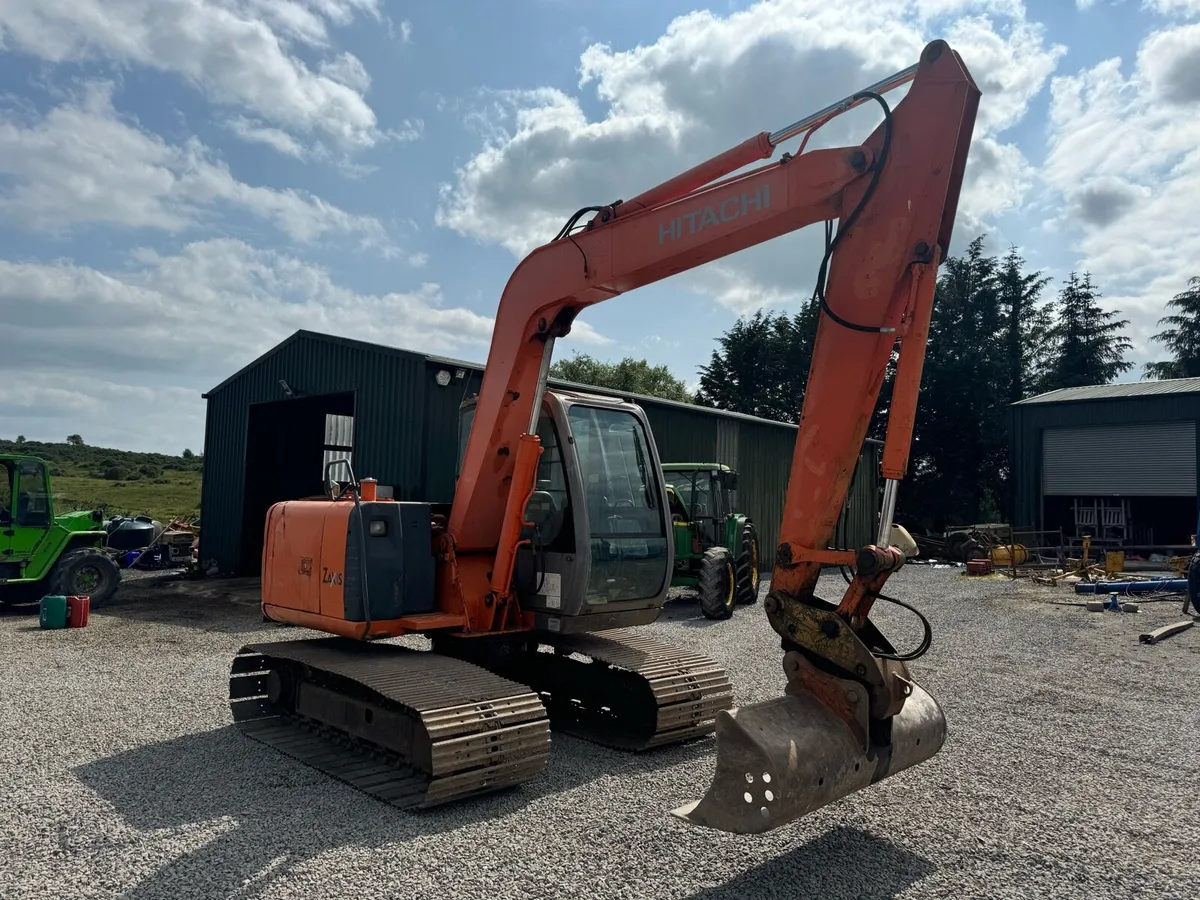 Hitachi Zaxis 70 - Image 3