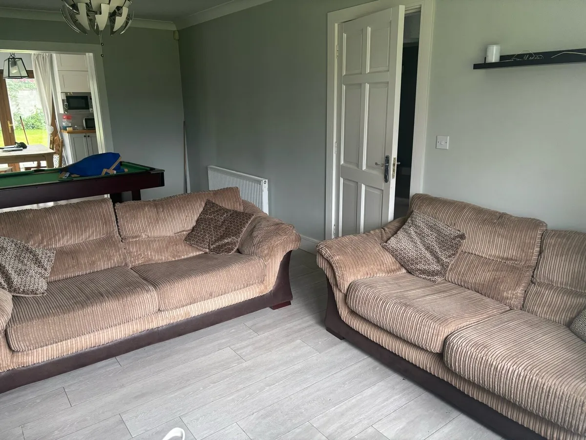 2 Couches - Image 2