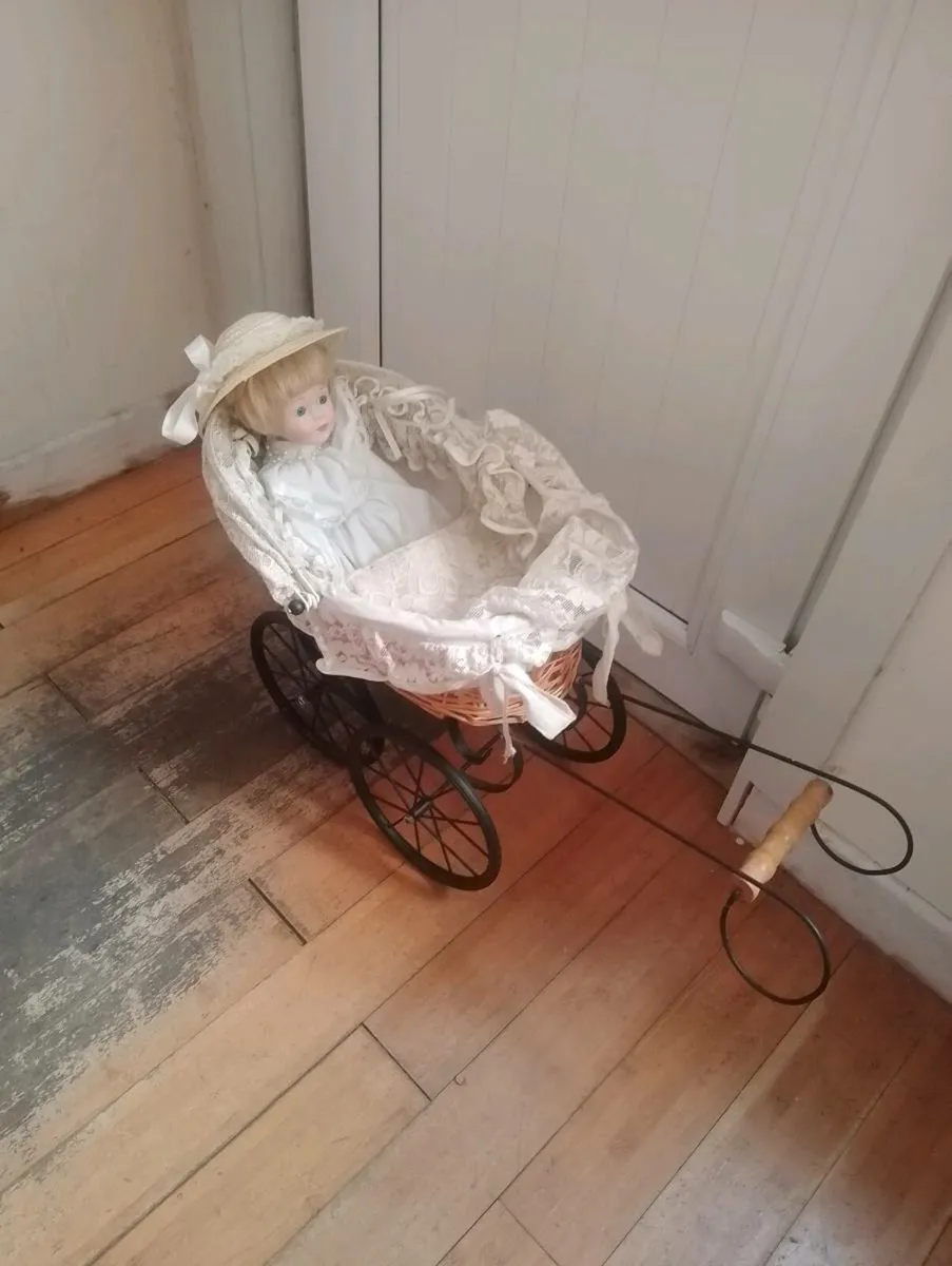 Vintage toy pram and doll - Image 2