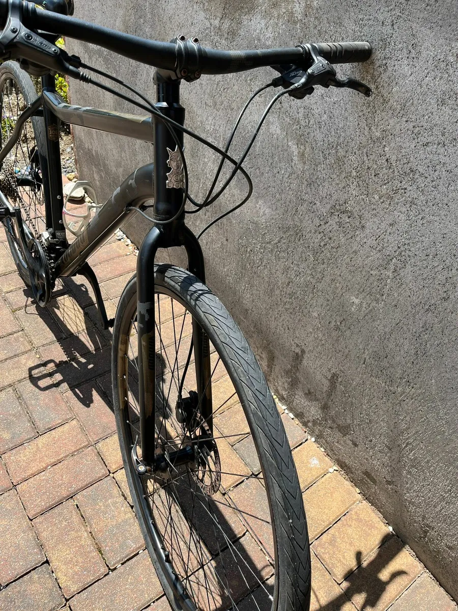 Voodoo Marasa L hybrid bike - Image 2