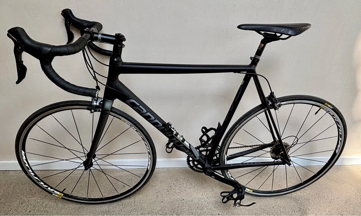 Road bike - Image 2