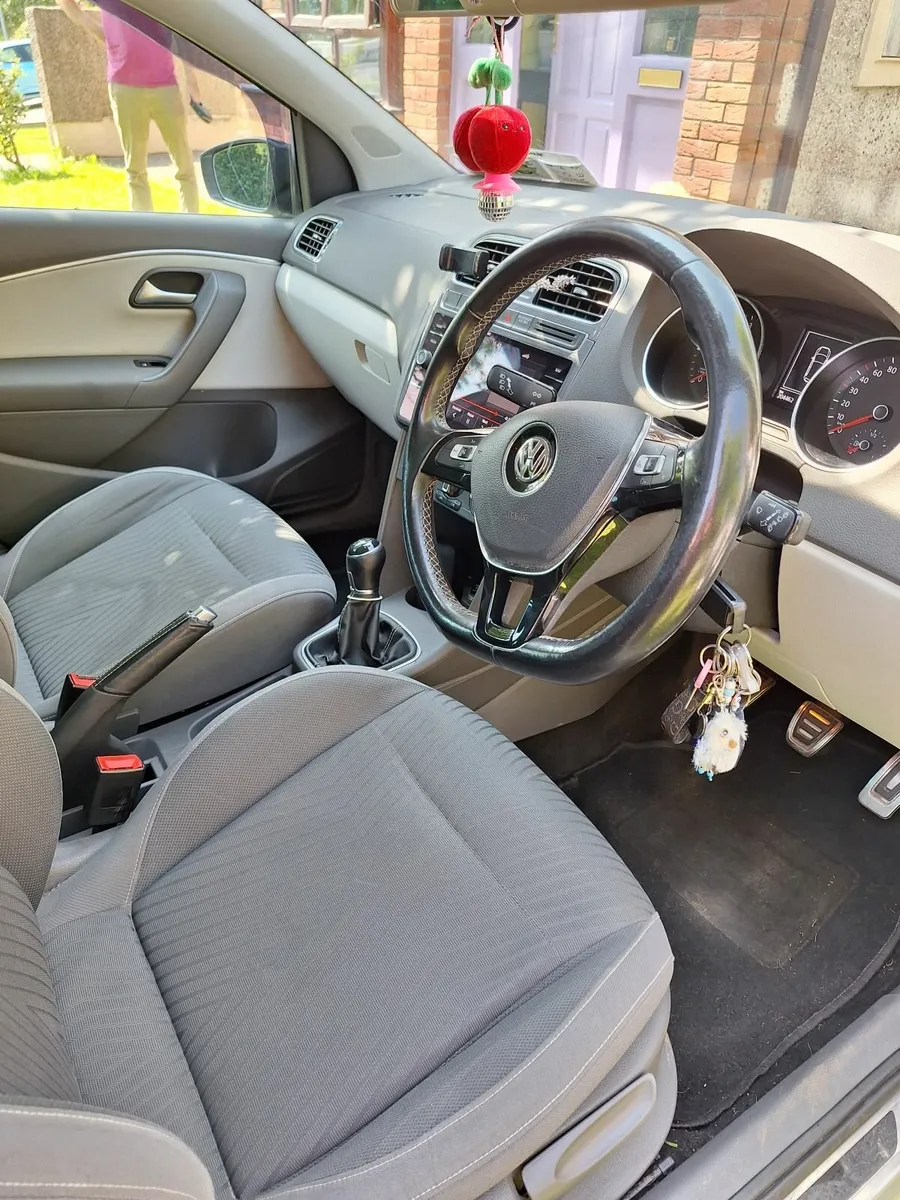 Volkswagen Polo 2015 - Image 3