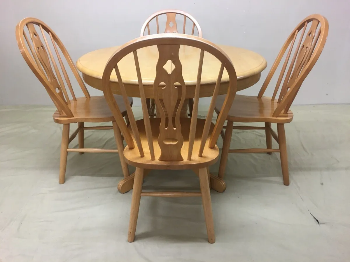 Kitchen Extending Dining Set - Image 2