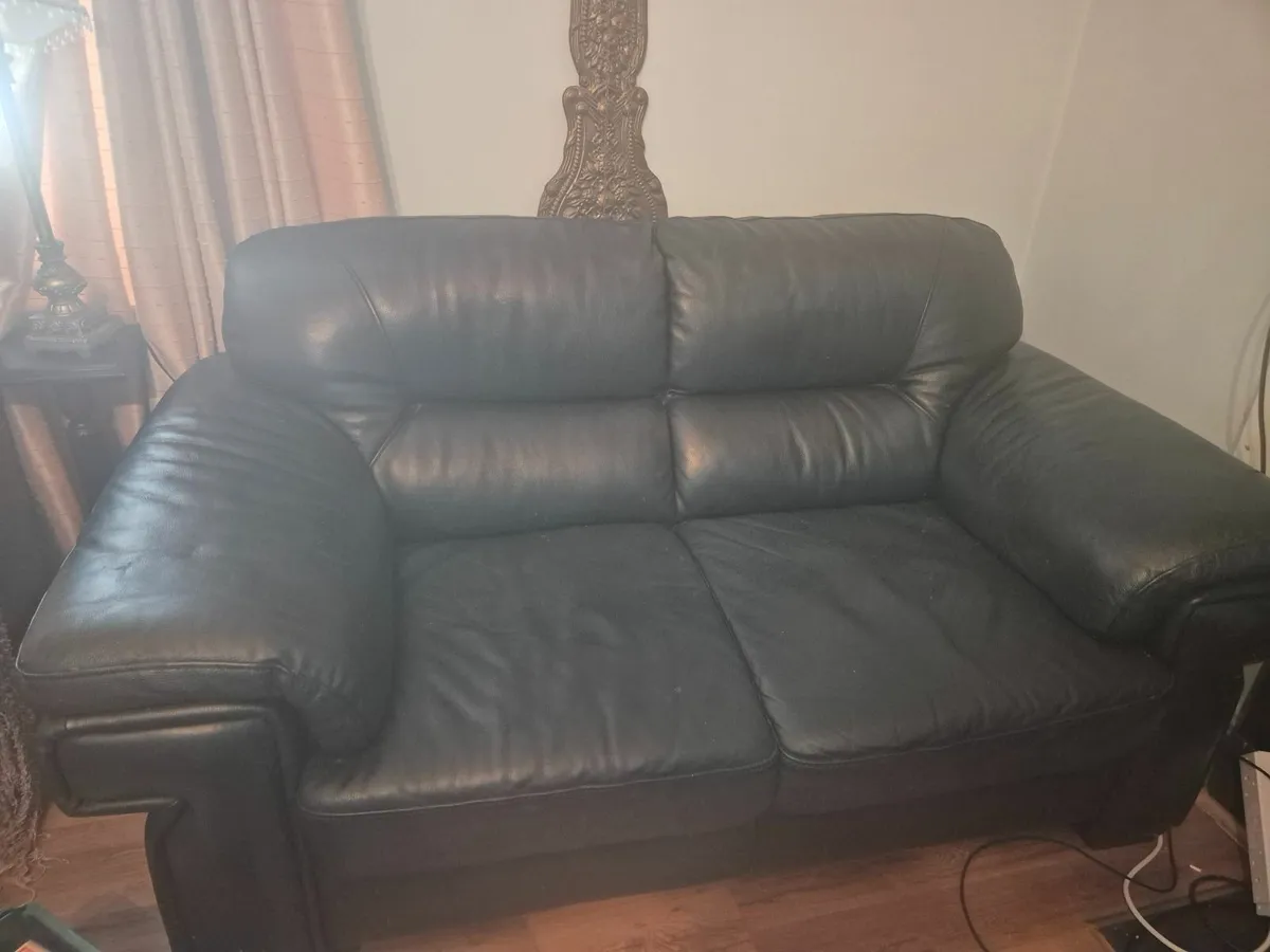 Italian Black Leather Suite 3 X 2 - Image 2