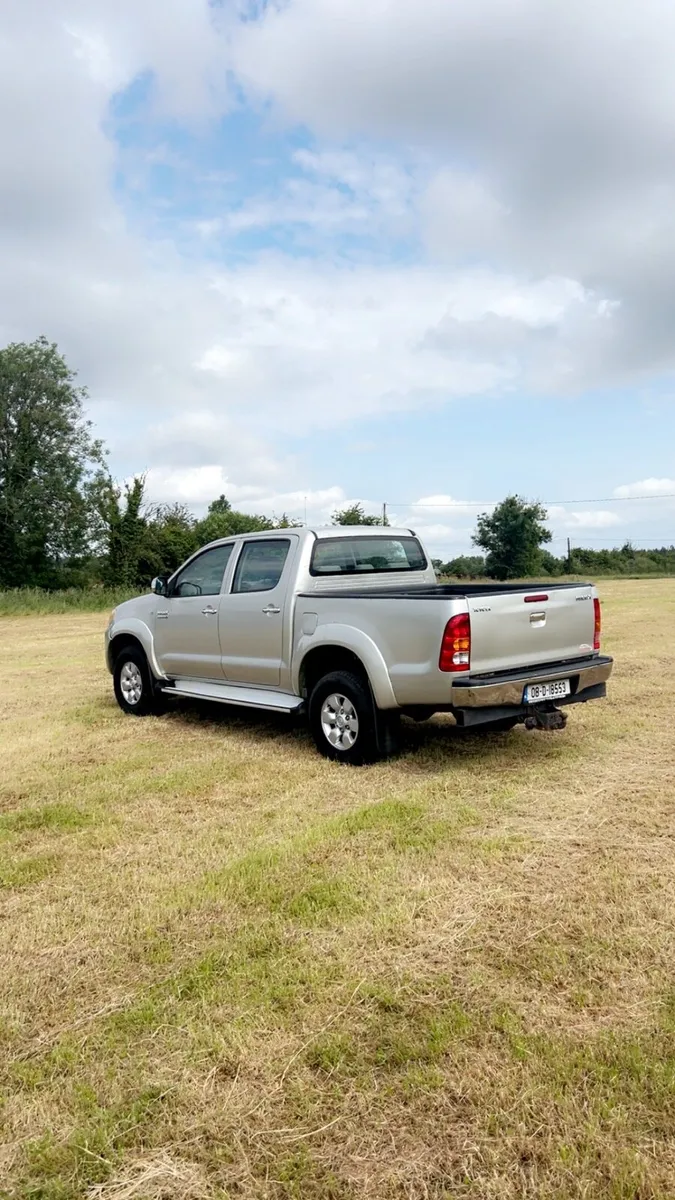 08 Hilux 3.0 D4D - Image 4