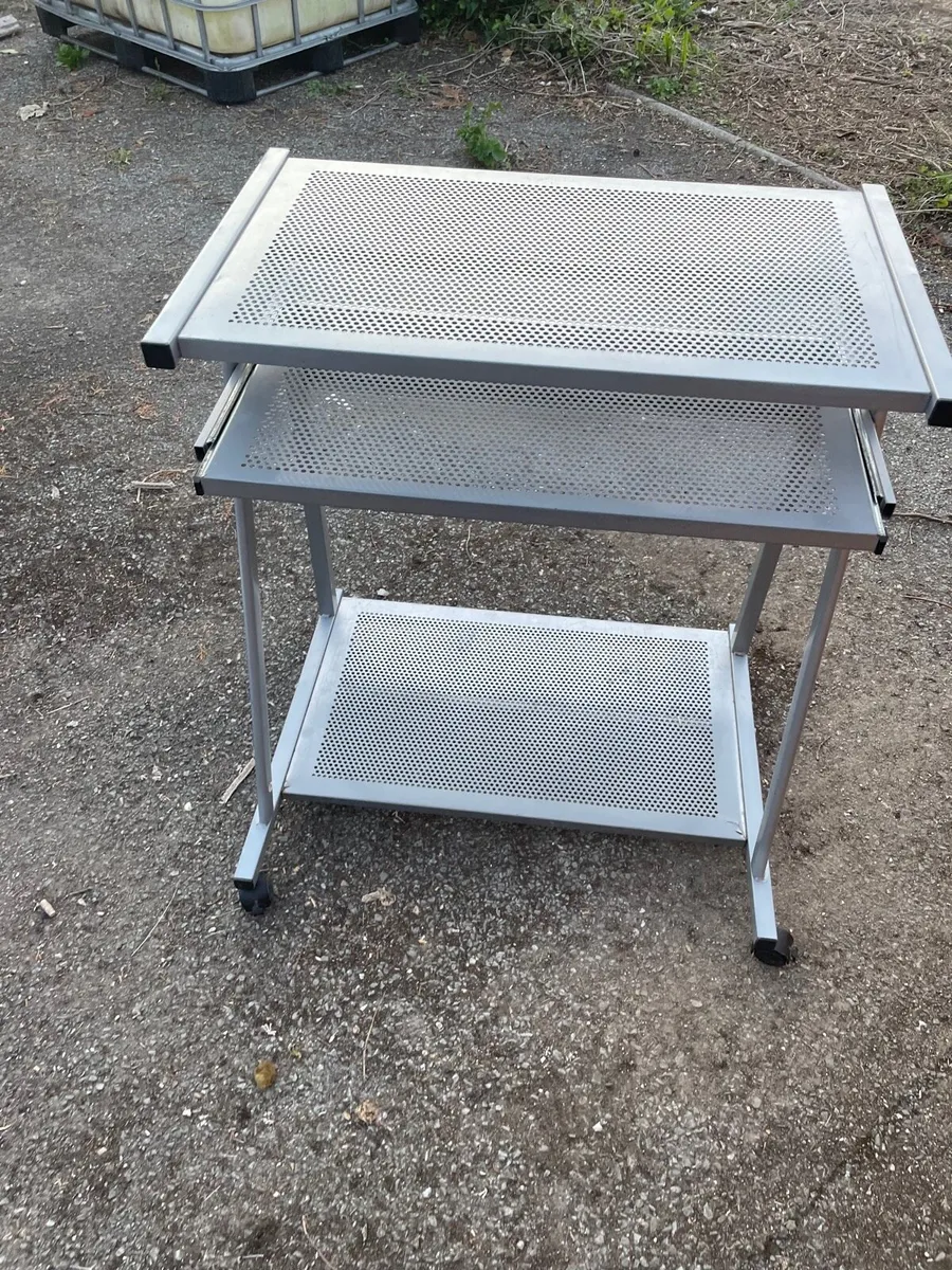 Computer table / desk - Image 3