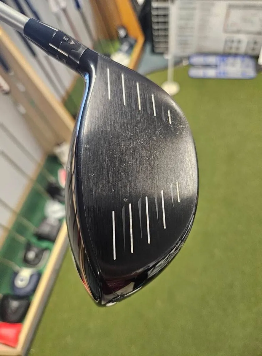Titleist 915 D2 Driver - Image 4