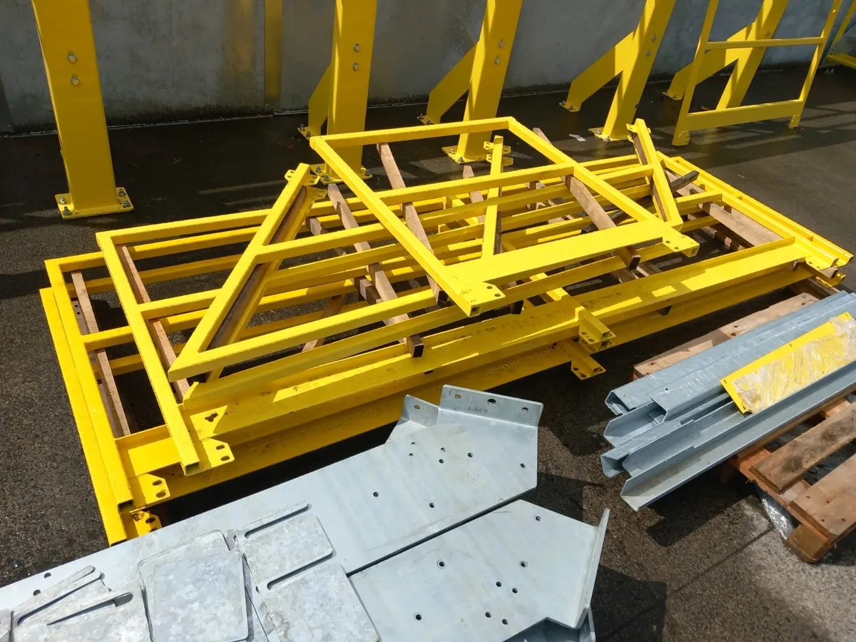 Powder Coated Steel Hand Rail and Stair Stringers - Image 4