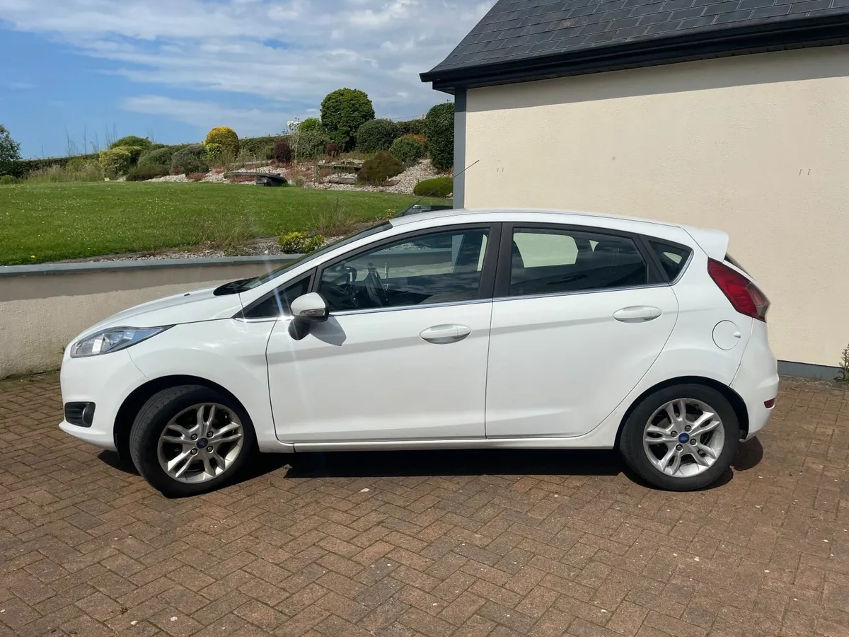 Ford Fiesta 2014 - Image 3