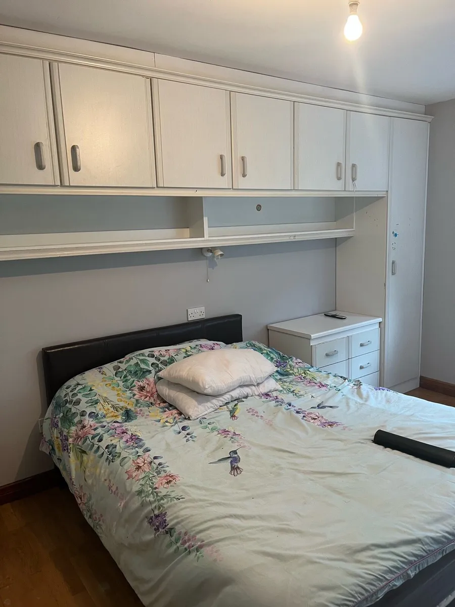 Wardrobe & bedroom units - Image 1