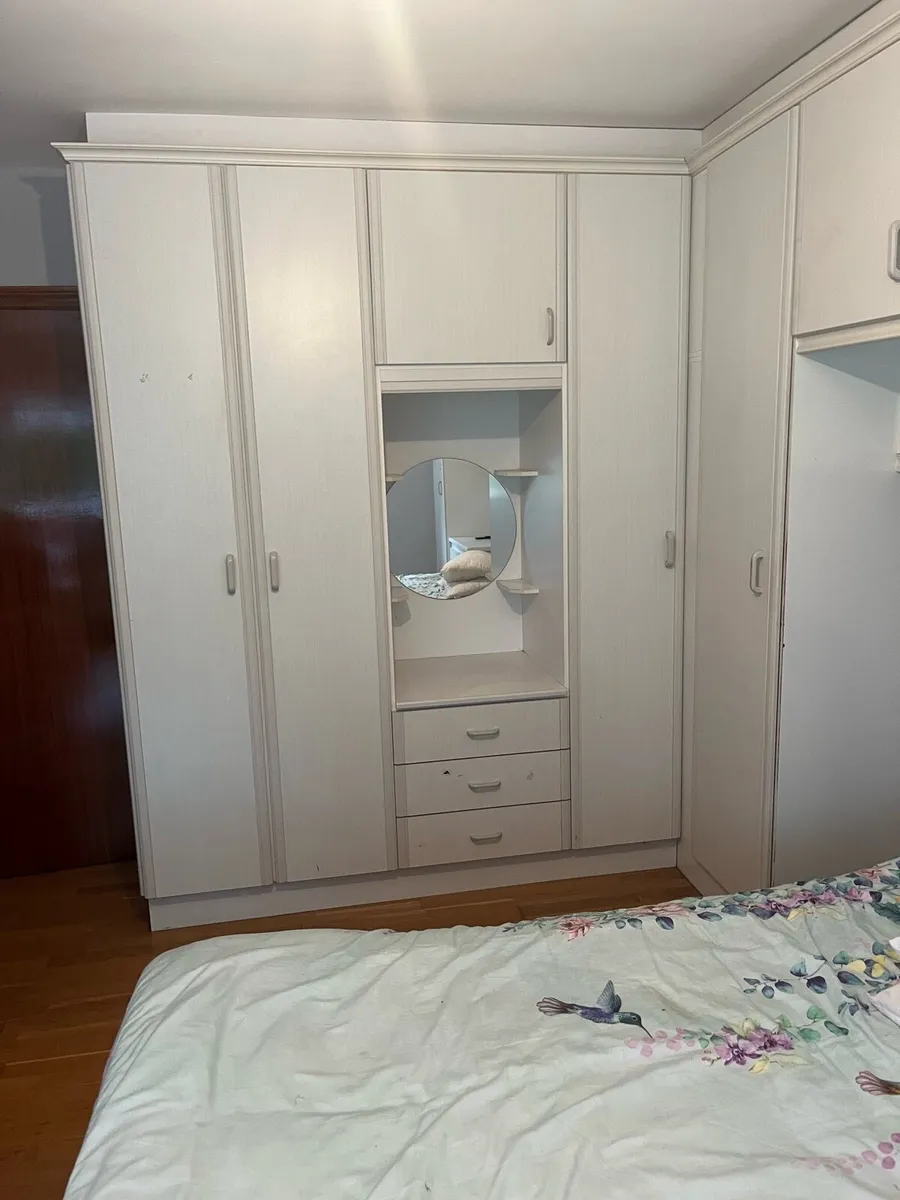 Wardrobe & bedroom units - Image 3