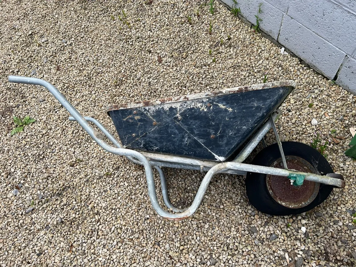 Free WHEELBARROW - Image 1