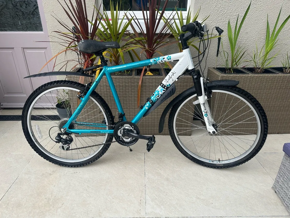 Apollo Twilight Women’s Mountain Bike - Image 1