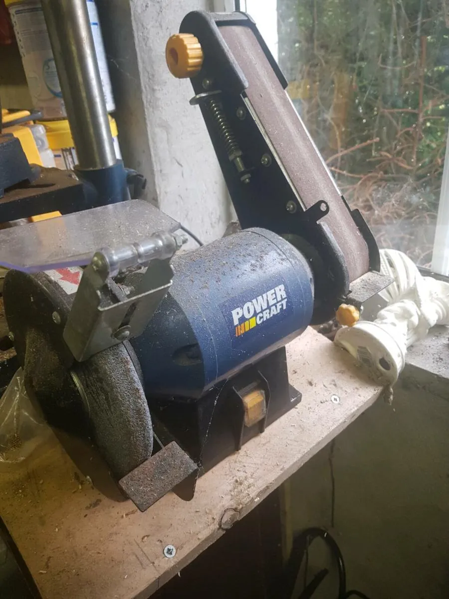 240w bench grinder and sander - Image 1