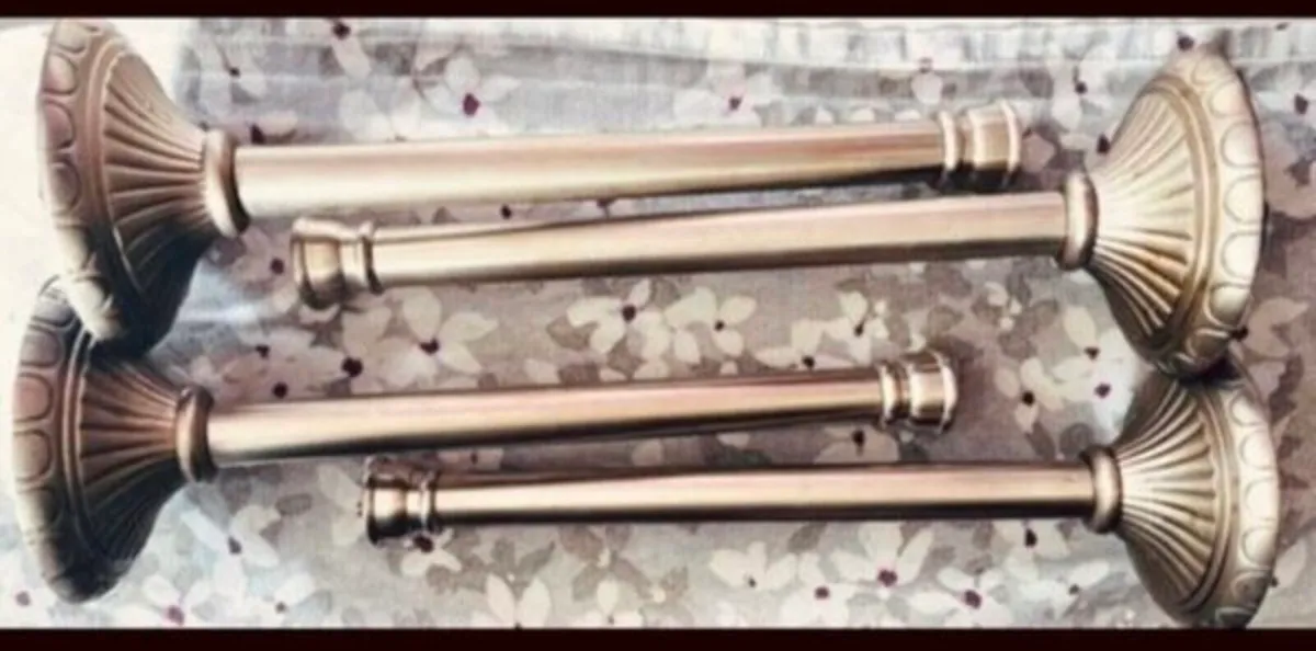 4 metal candle holders - Image 4