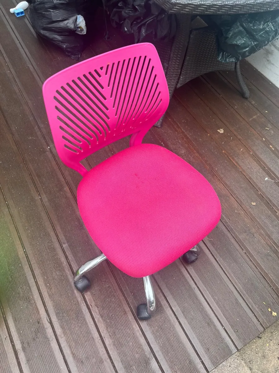 Kids Office  chair - Image 3