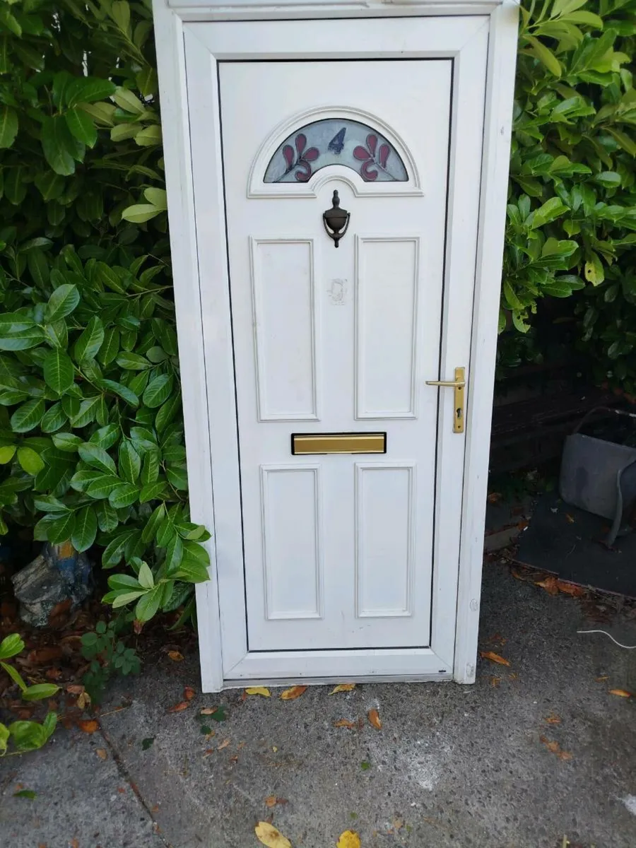 PVC WHITE DOOR
