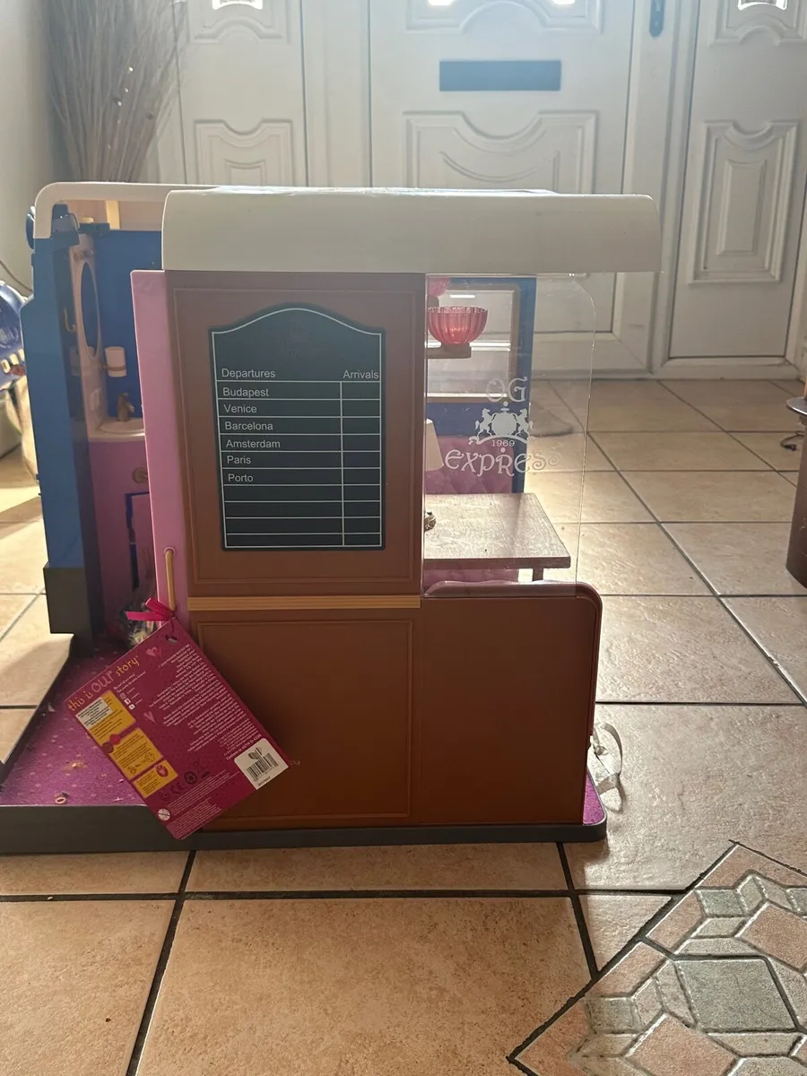 Toys - Image 2