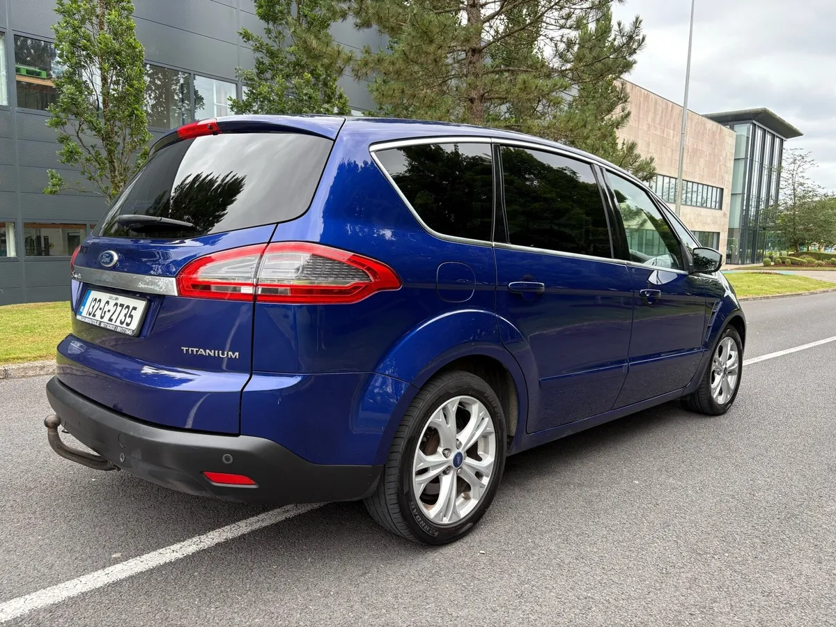 2013 Ford S-Max 2.0 Diesel Titanium 7 Seater - Image 3
