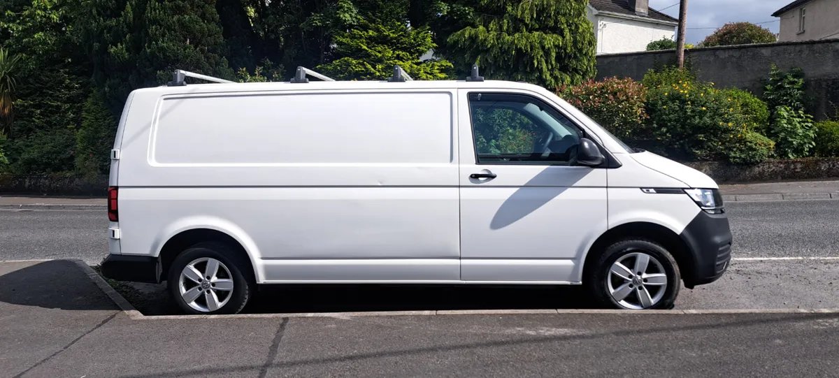 Volkswagen Transporter 2021 - Image 1