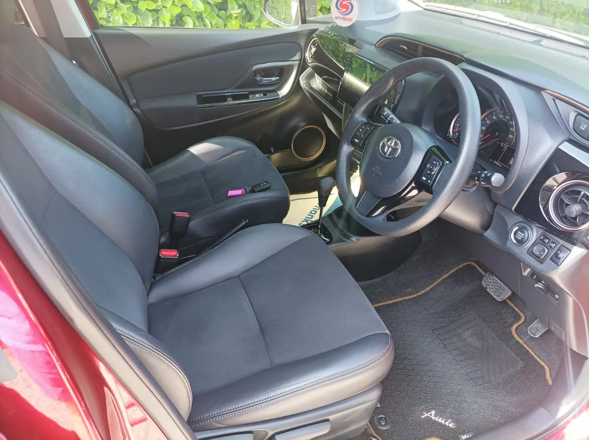 Toyota Yaris 1.3 4 Cylinder engine Automatic, 2019 - Image 3