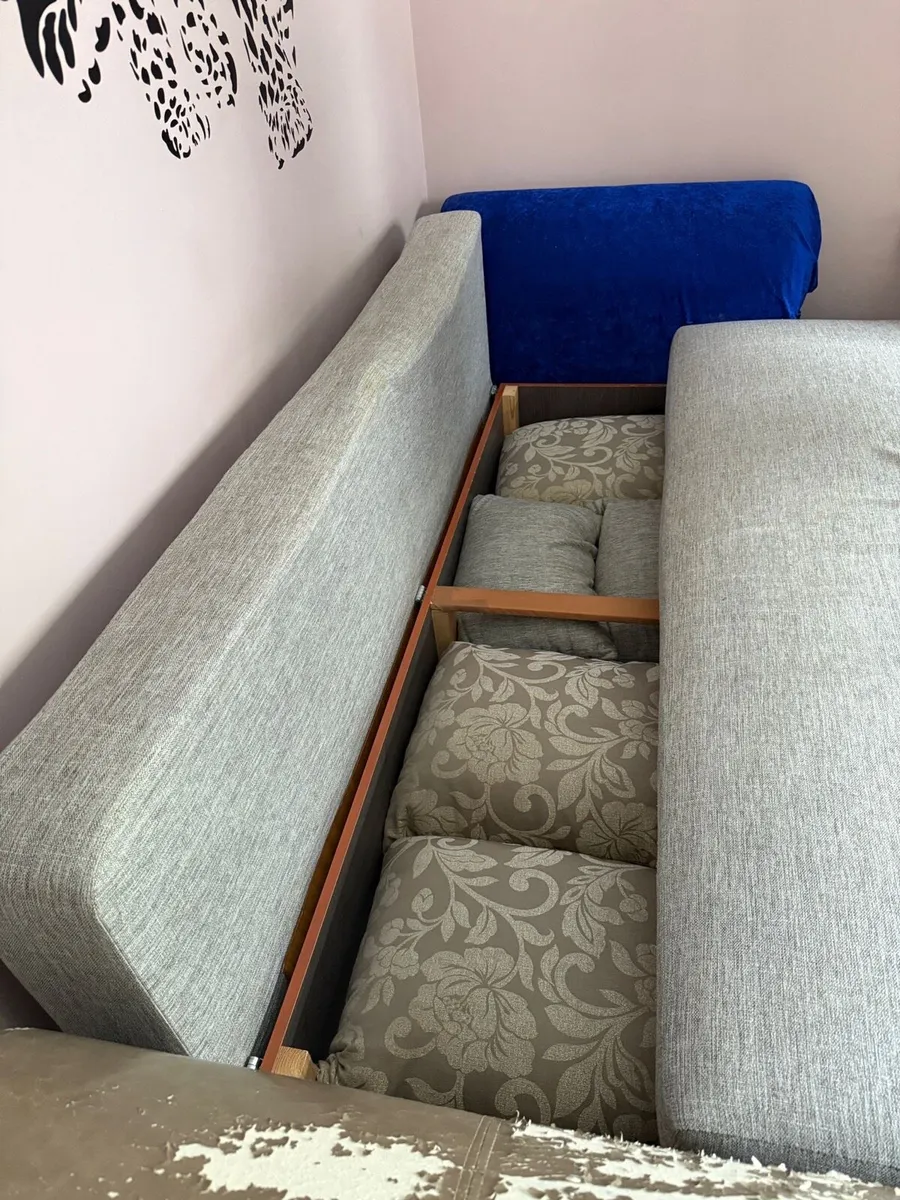 Sofa bed for FREE - Image 2