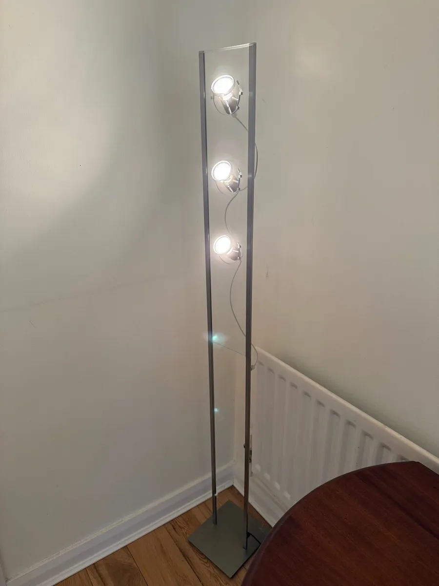 Light Stand - Image 2