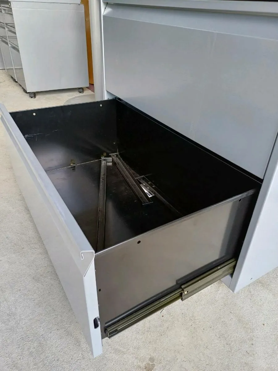 74cm Steel Bisley 2 Drawer Slider Cabinets - Image 3