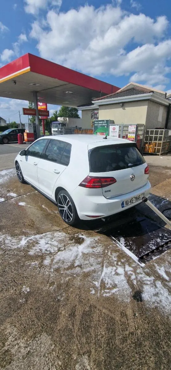 Volkswagen Golf 1.4 GTE - Image 3