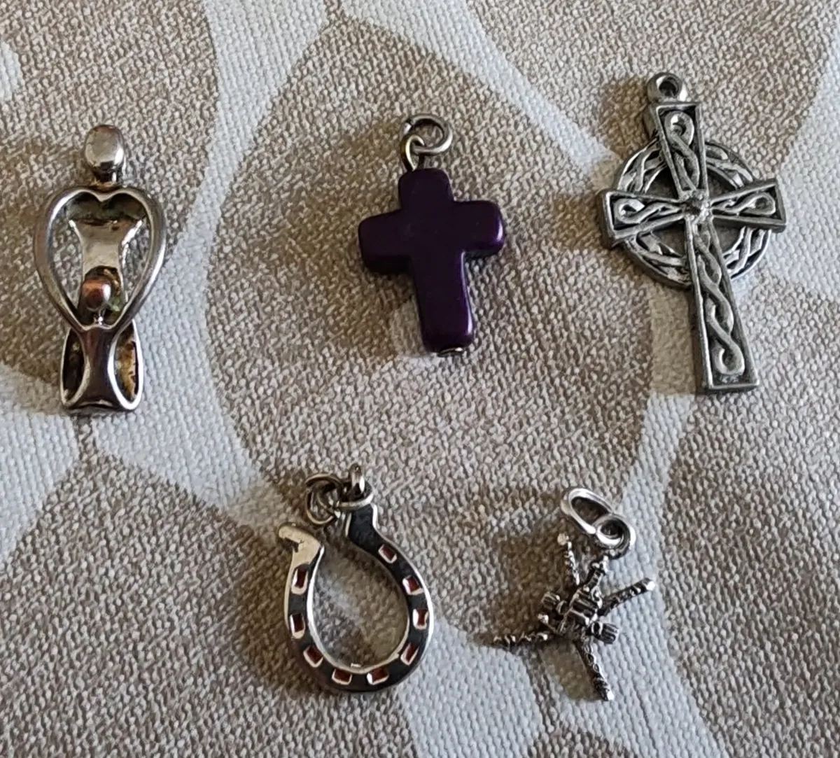 Vintage silvertone and glass pendants - Image 1