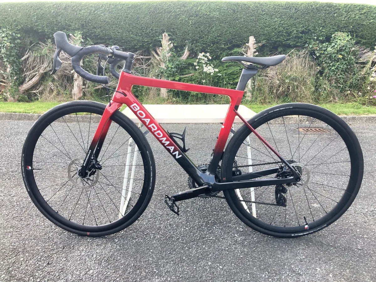 Men’s Boardman SLR 9.4 Carbon Rival Road Bike - Image 1