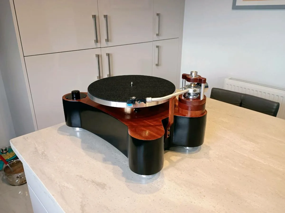 Turntable - Image 3