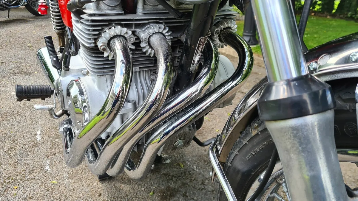Honda 400/4 (F1)-- FROM PRIVATE COLLECTION. - Image 4