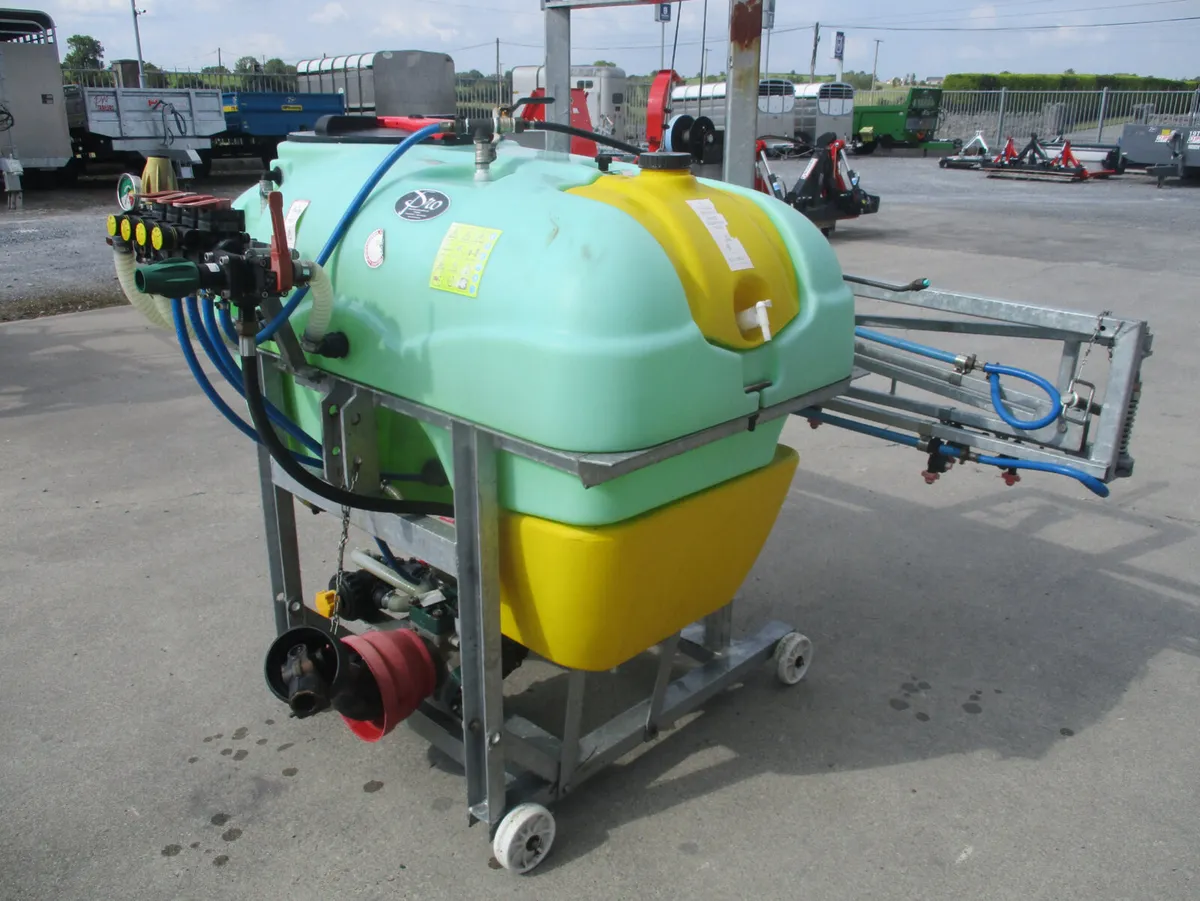 400 litre taral sprayer - Image 2