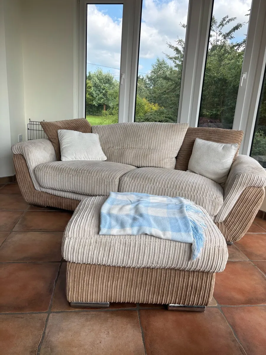 Sofa .. - Image 2