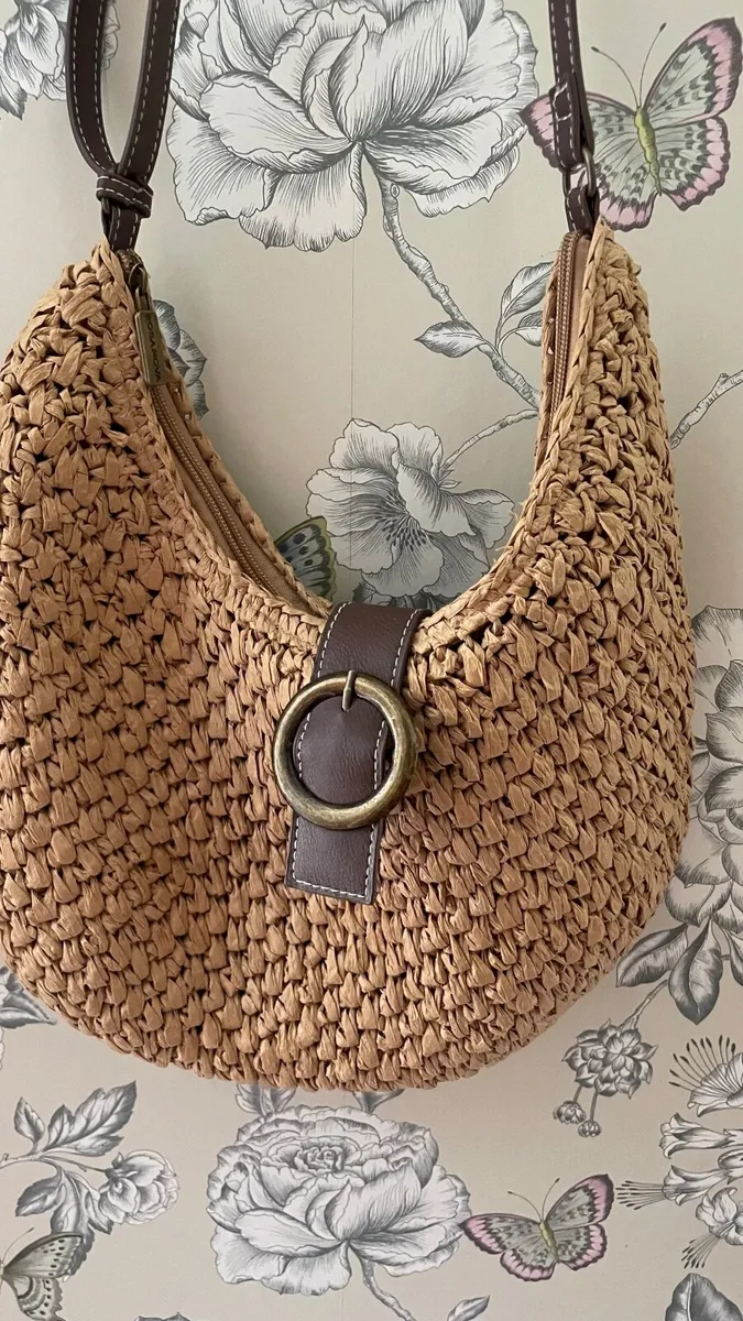 Women’s woven bag - Image 1