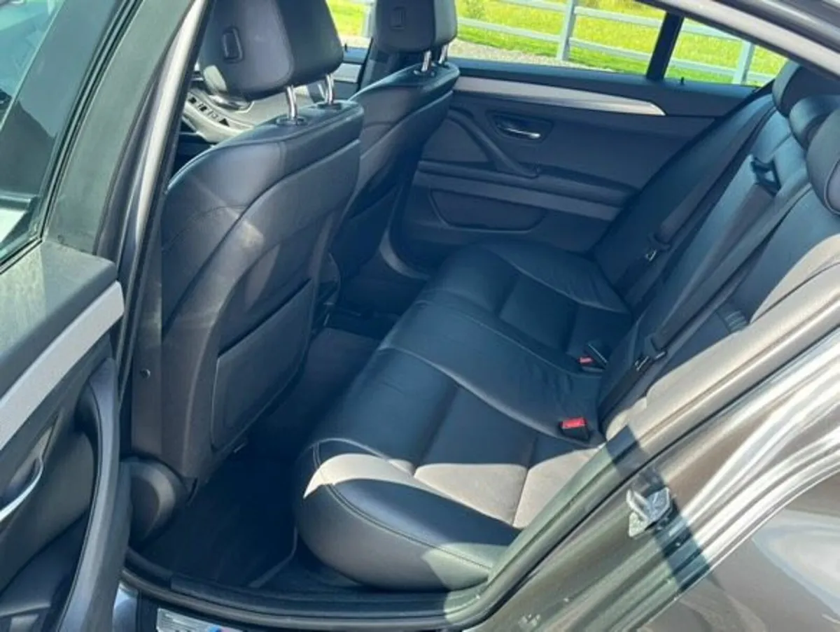 BMW 5-Series 530D M sport - Image 2