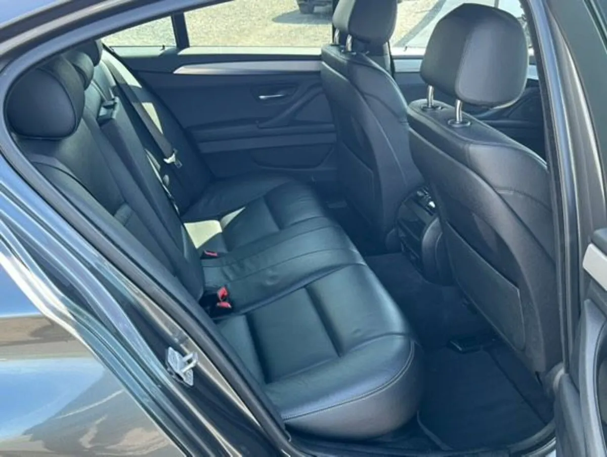 BMW 5-Series 530D M sport - Image 3
