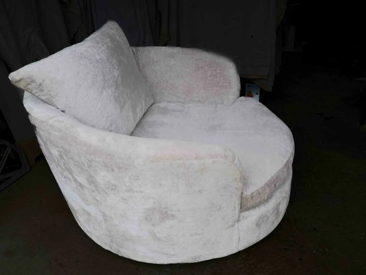 Swivel Cuddler Armchair - Image 2