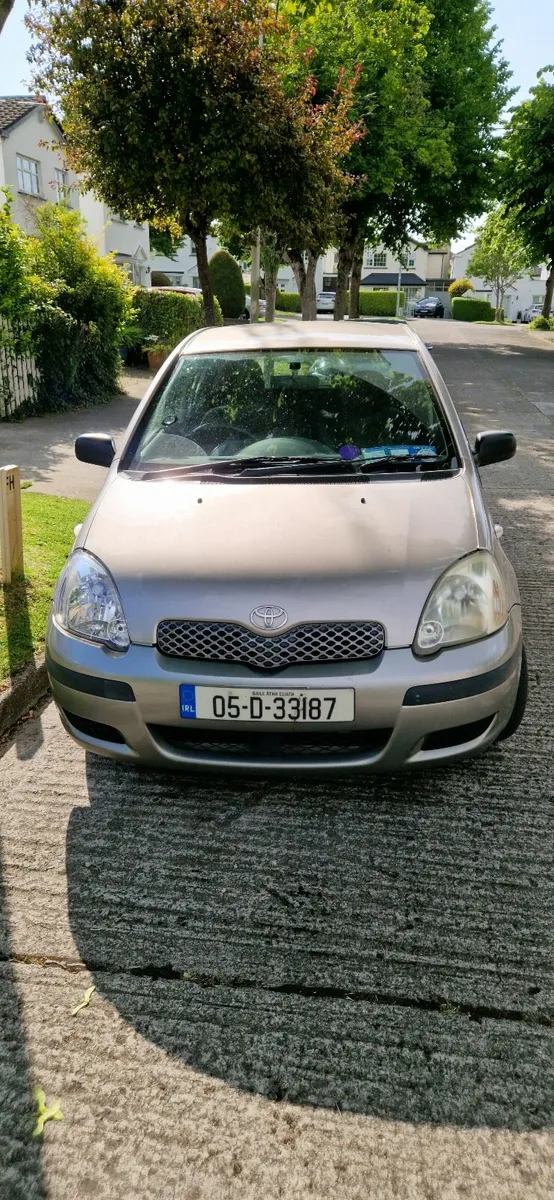 Toyota Yaris 2005 - Image 1