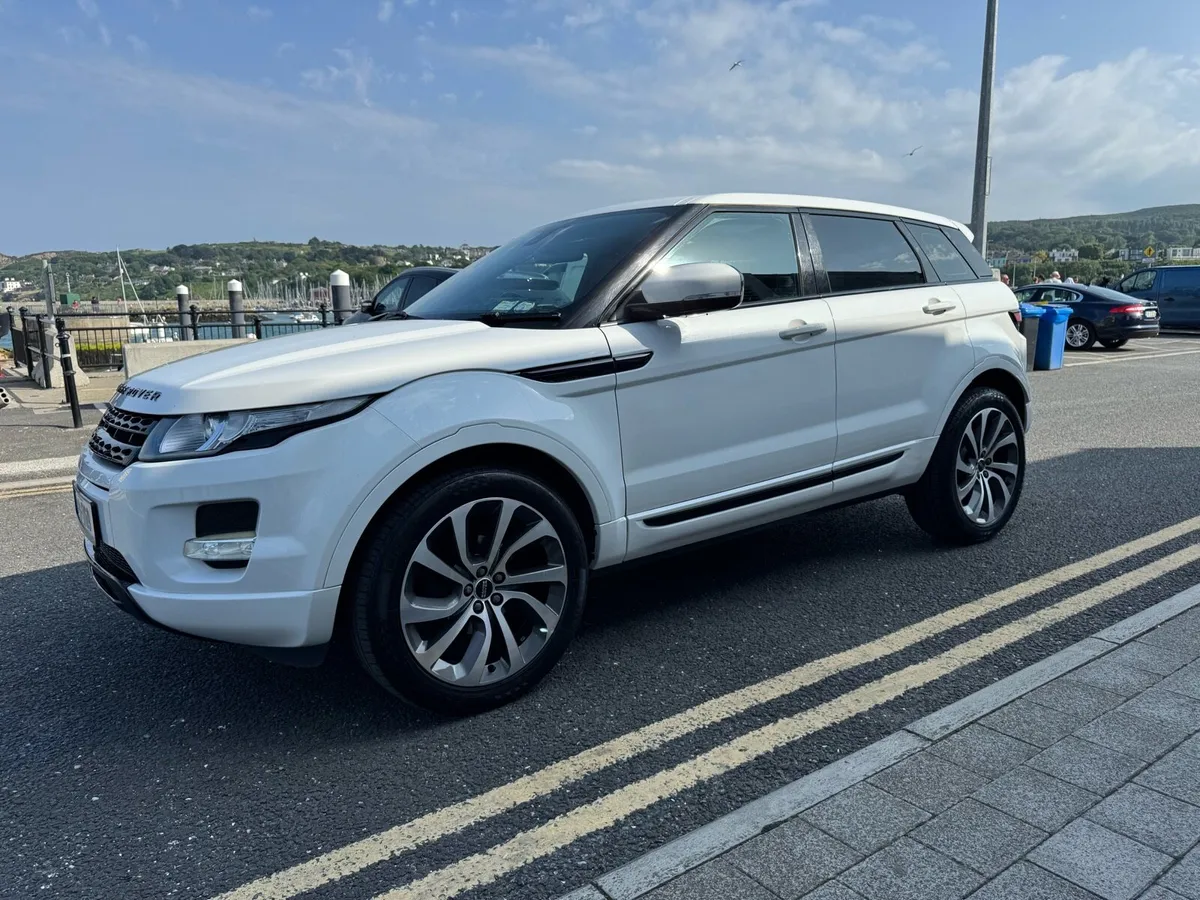 RANGE ROVER EVOQUE 2.2D // NCT 01/26 // PAN ROOF - Image 2