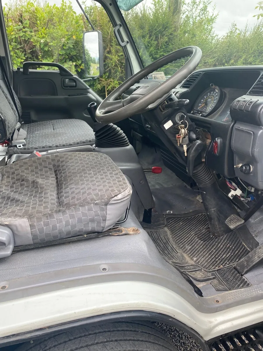 Isuzu NQR 5.2 7.5 Tonne - Image 2