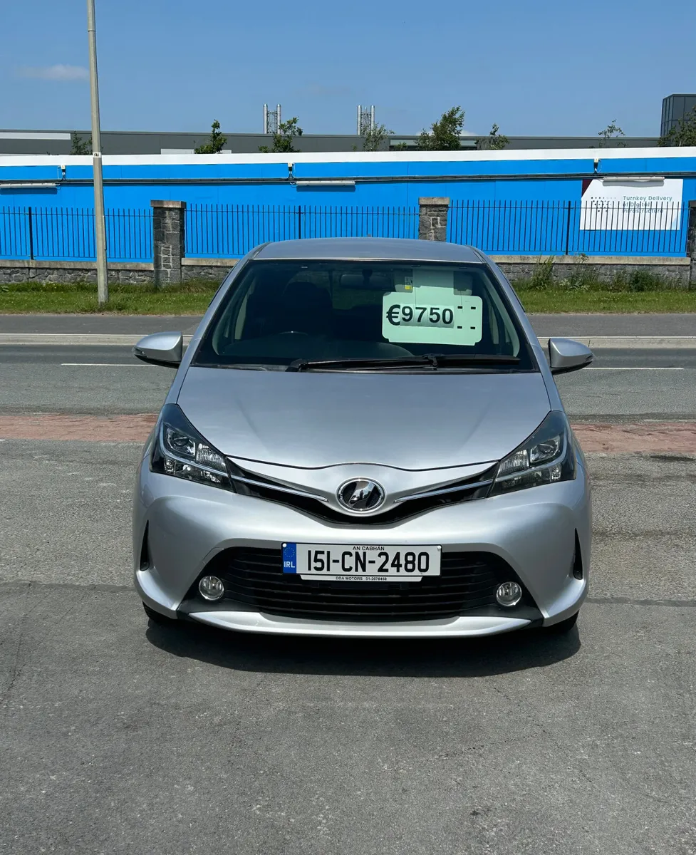 2015 Toyota Vitz 1.3 Petrol Auto low kms HIGH SPEC - Image 2