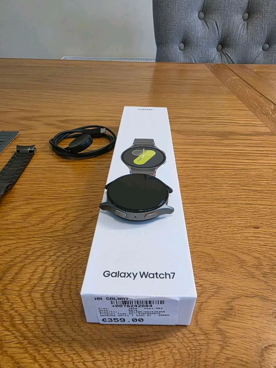 Galaxy Watch 7 44mm - Image 4