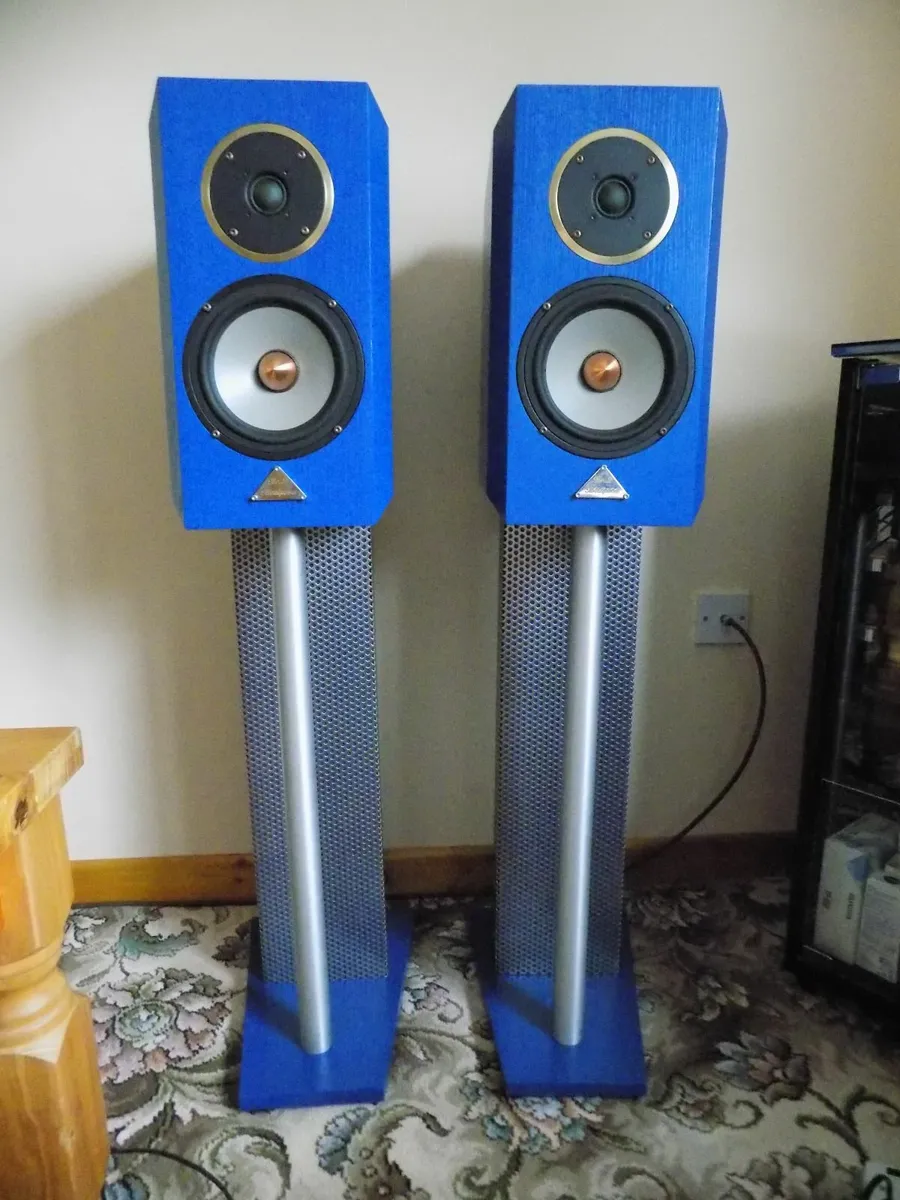 Speakers - Image 1