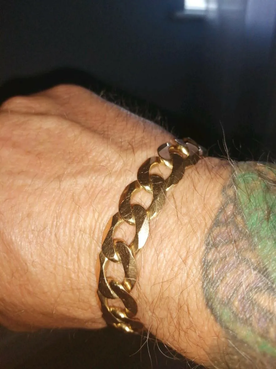 Gold bracelet - Image 1