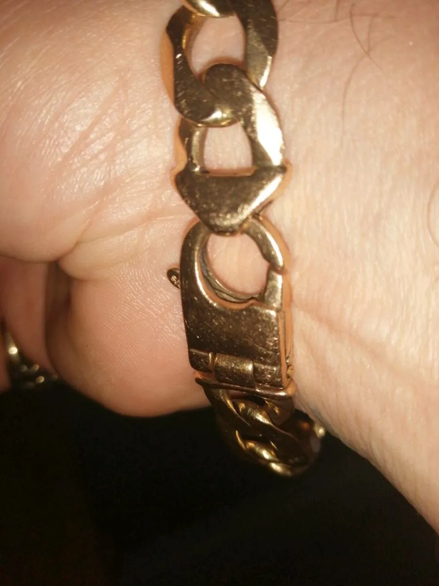 Gold bracelet - Image 2